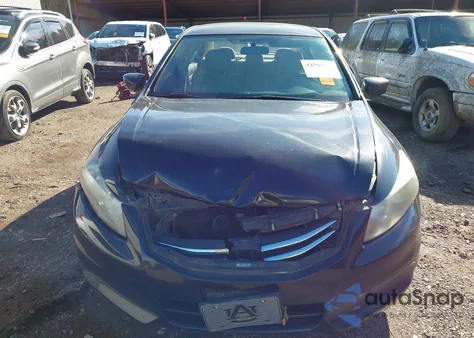 2011 Honda Accord 2.4 Lx из США, поврежденный, VIN 1HGCP2F36BA155074